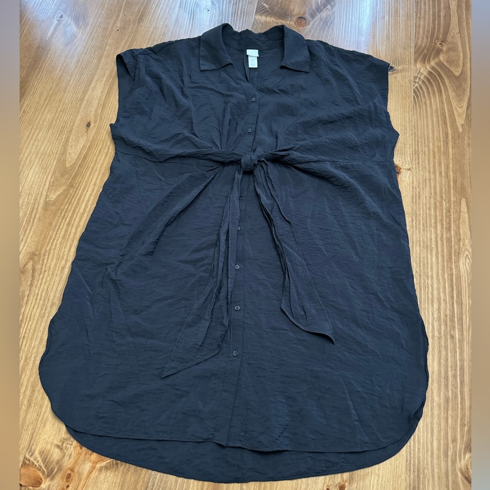 H&M Dress. Black. Size Large. Perfect vacay dress.